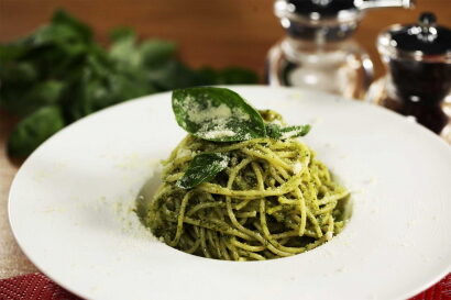 PESTO SOSLU MAKARNA
