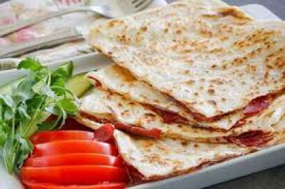 PASTIRMALI KAŞARLI GÖZLEME